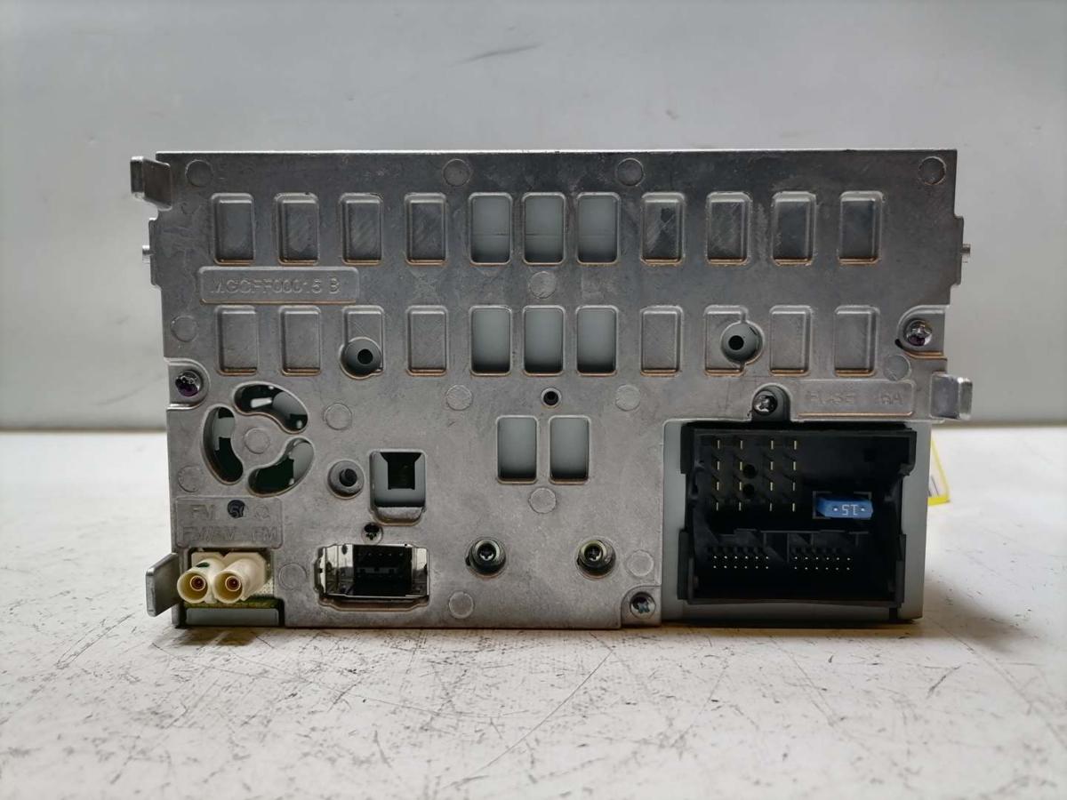 Audi A4 8K B8 original Radio Concert ohne Radiocode Bj.2009